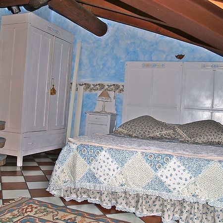 B And B Della Mimosa Десенцано дел Гарда Екстериор снимка