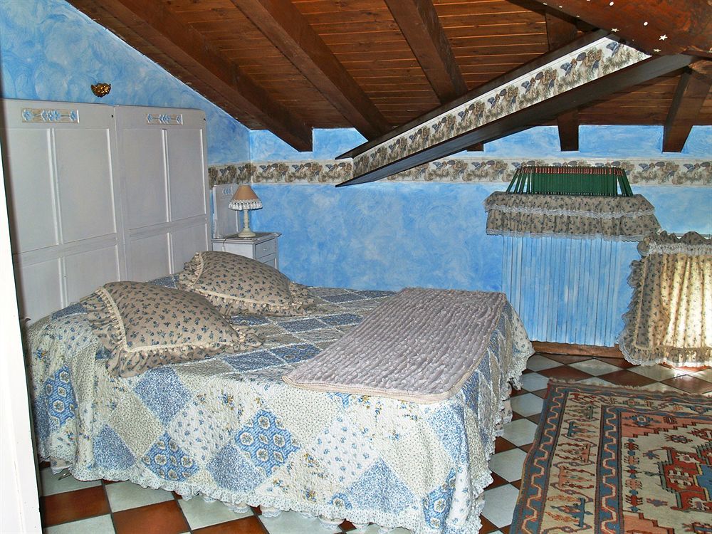 B And B Della Mimosa Десенцано дел Гарда Екстериор снимка