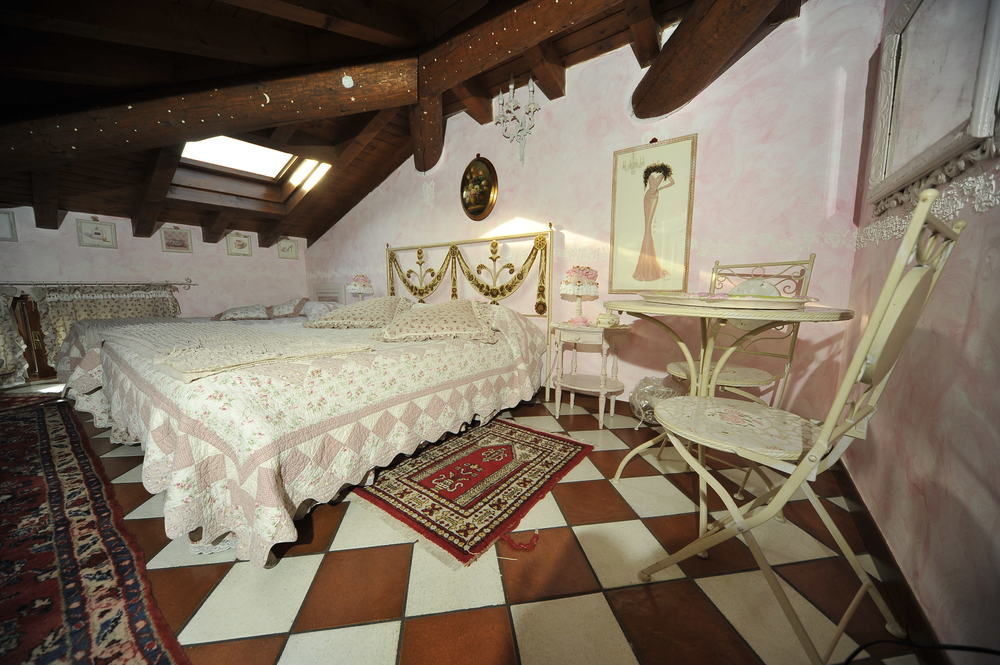 B And B Della Mimosa Десенцано дел Гарда Екстериор снимка