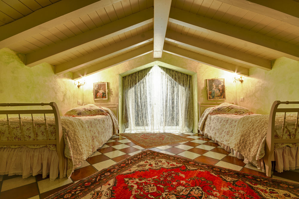 B And B Della Mimosa Десенцано дел Гарда Екстериор снимка