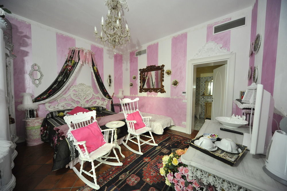 B And B Della Mimosa Десенцано дел Гарда Екстериор снимка